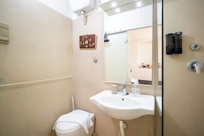 Douche, séchoir à cheveux