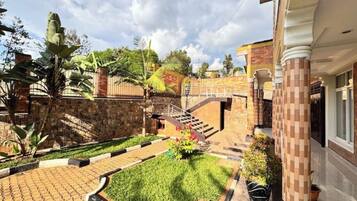 Jardines del alojamiento