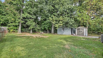 House, 3 Bedrooms | Property grounds
