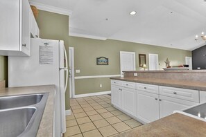 Leilighet, 2 soverom | Eget kjøkken | Kjøleskap, ovn, kaffetrakter/tekoker og brødrister