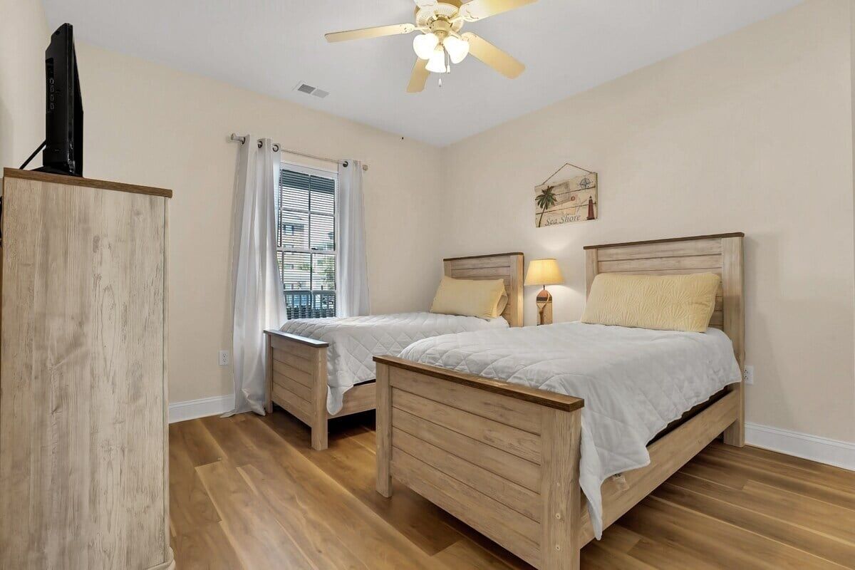 Condo, 2 Bedrooms | 2 bedrooms, free WiFi