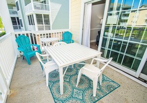 Apartment, 3 Schlafzimmer | Speisen im Freien