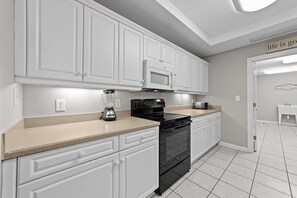 Leilighet, 4 soverom | Eget kjøkken | Ovn, kaffetrakter/tekoker og brødrister