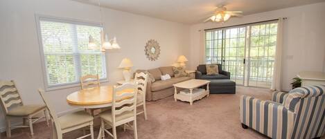 Condo, 2 Bedrooms | Living area