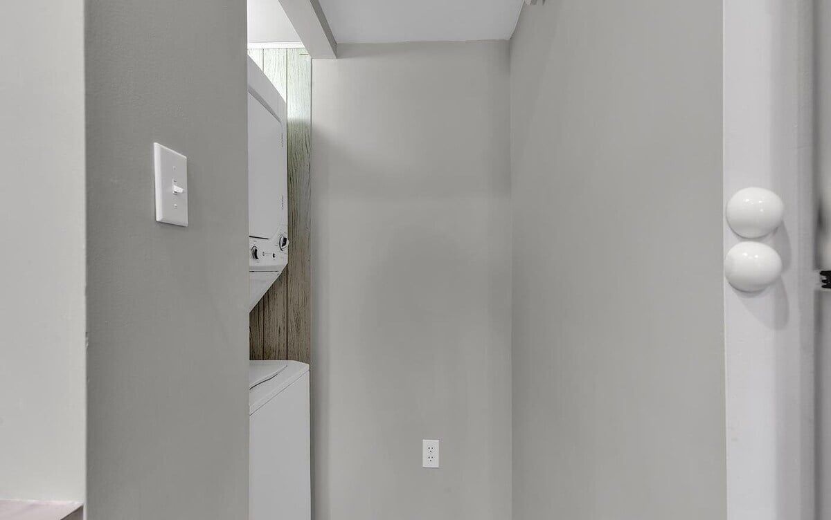 Condo, 2 Bedrooms | Bahagian dalam