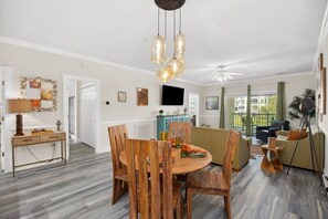 Leilighet, 2 soverom | Oppholdsområde