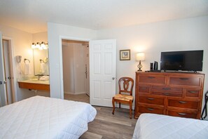 Condo, 1 Bedroom | 1 bedroom, free WiFi - Ocean Forest 1401 1 Bedroom Condo (Myrtle Beach)