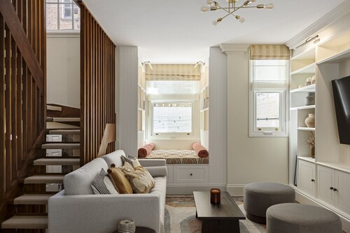 Charming Family Retreat – 4BR Marylebone