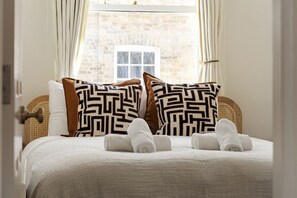 4 makuuhuonetta, Wi-Fi