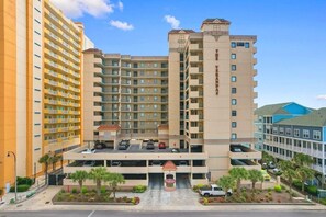 Condo, 2 chambres | Extérieur