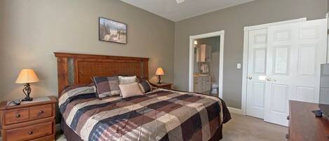 Condo, 3 Bedrooms | 3 bedrooms, free WiFi