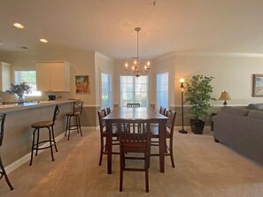 Dining - Magnolia Pointe Luster Leaf 4847-101 3 Bedroom Condo (Myrtle Beach)