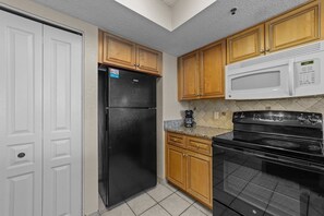 Leilighet, 3 soverom | Eget kjøkken | Kjøleskap, ovn, kaffetrakter/tekoker og brødrister