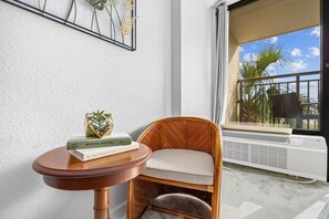 Condo, 1 Bedroom | Interior
