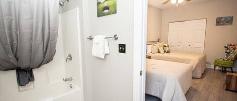 Condo, 3 Bedrooms | 3 bedrooms, free WiFi