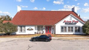 Condo, 2 Bedrooms | Exterior - Legends 4595 Unit C 2 Bedroom Condo (Myrtle Beach)