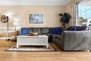 Leilighet, 2 soverom | Oppholdsområde