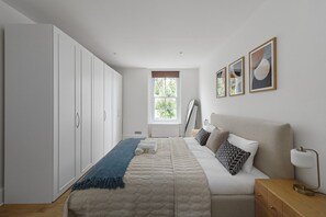 2 عدّة غرف نوم ومكتب وواي فاي وملاءات أسرّة