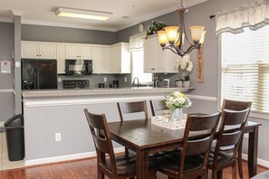 Condo, 2 Bedrooms | Dining - Heatherstone 1063 2 Bedroom Condo (Myrtle Beach)