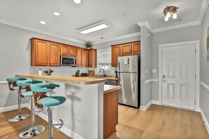 Leilighet, 2 soverom | Eget kjøkken | Kjøleskap, ovn, kaffetrakter/tekoker og brødrister