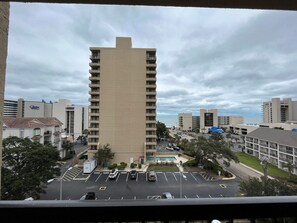 Condo, 1 Bedroom | Property grounds