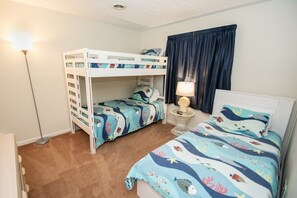 Condo, 2 Bedrooms