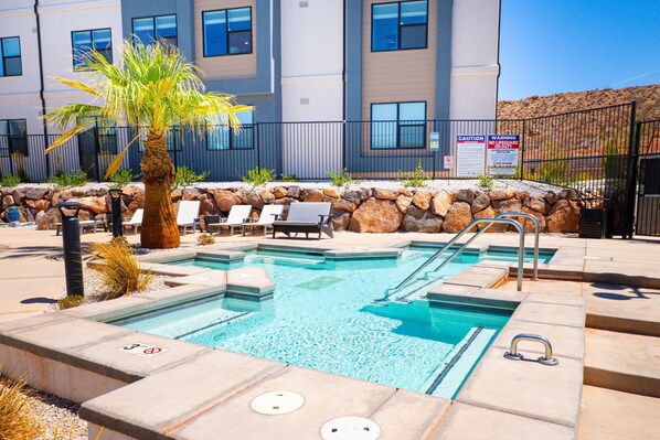 Condo, 3 Bedrooms | Pool