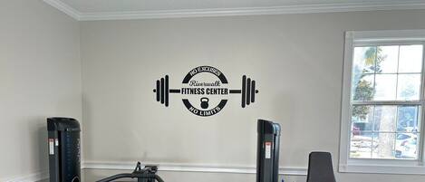 Condo, 2 habitaciones | Sala de fitness