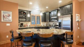 公寓客房, 3 間臥室 | 私人廚房