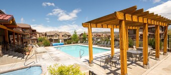 Stunning Mountain Views-Bear Hollow 4402-Spacious 3Bedrooms Near Canyons Village