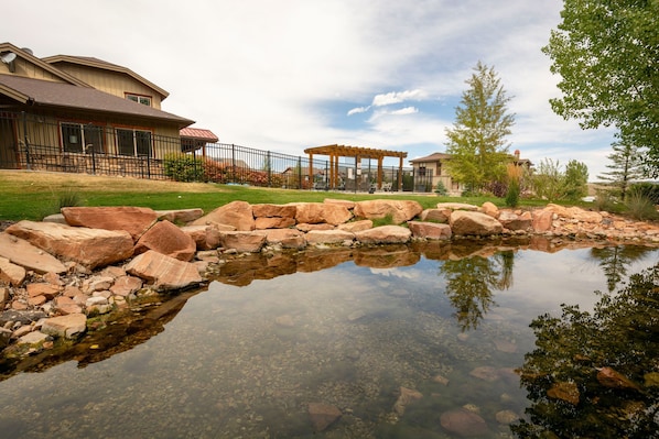 Apartment, 3 Schlafzimmer | Unterkunftsgelände