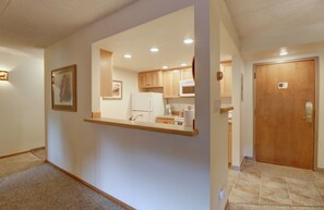 Private kitchen - Vs453 Village Square 1 Br 1 Ba 1 Bedroom Condo (Copper Mountain)