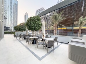 Outdoor common seating