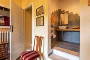 Imagen sin descripción, 4 de 27, botón