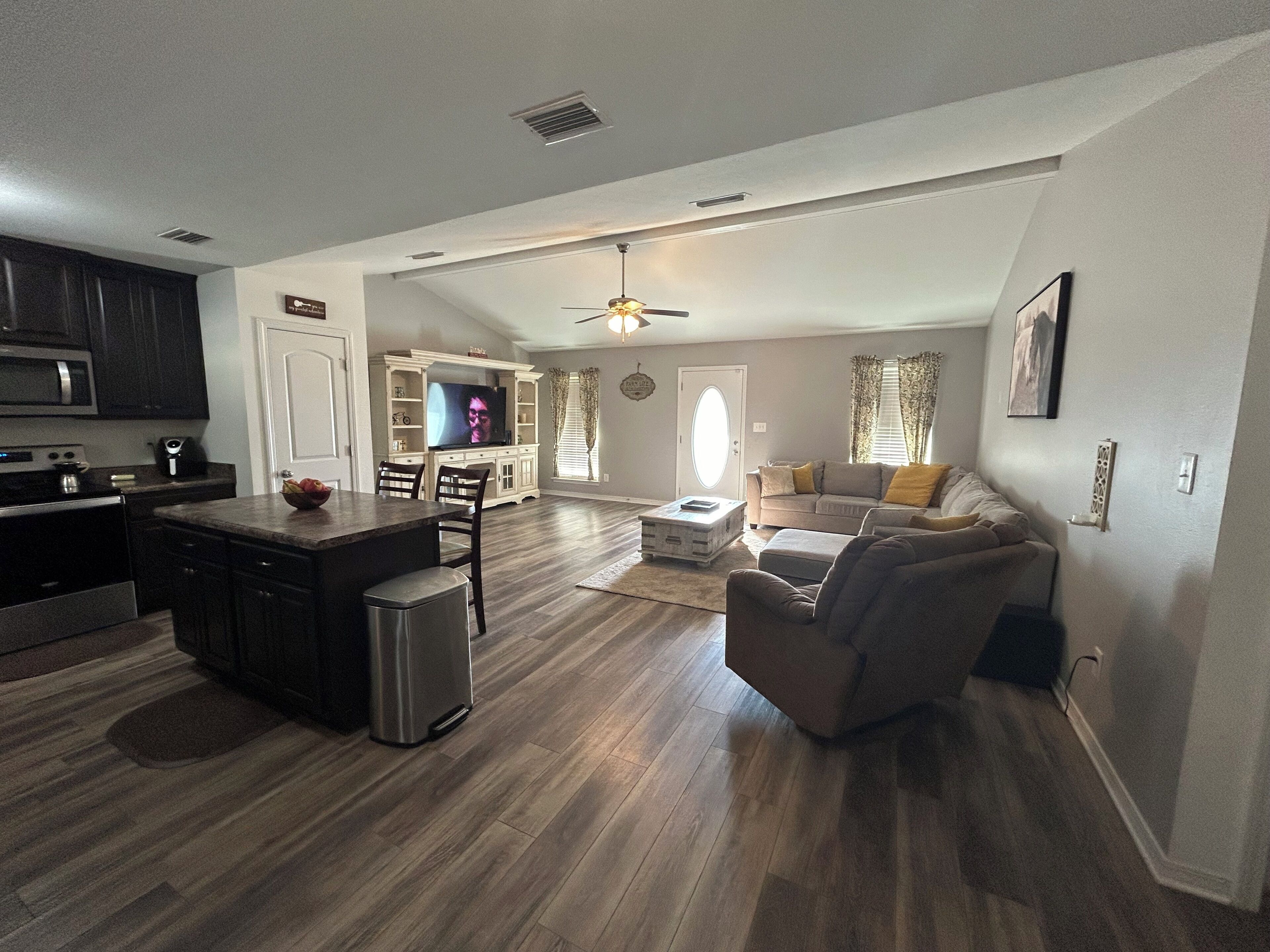 智能电视、立体声音响