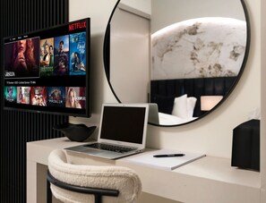 1 chambre, fer et planche à repasser, Wi-Fi, literie fournie