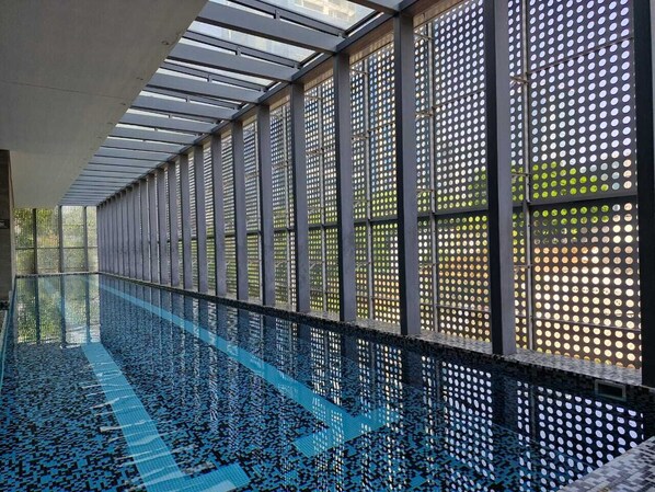 حمّام سباحة خارجي