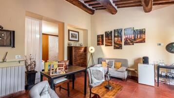 電視、乒乓球設施