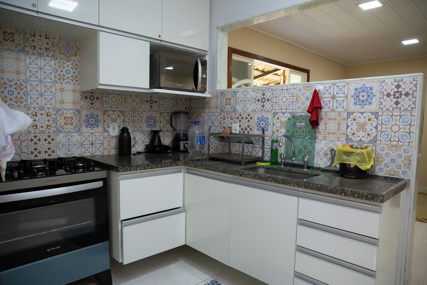 Rumah, Boleh Merokok | 4 kamar tidur