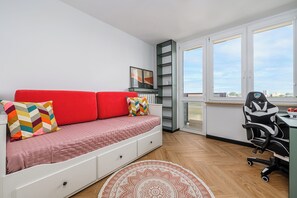 Iron/ironing board, free WiFi