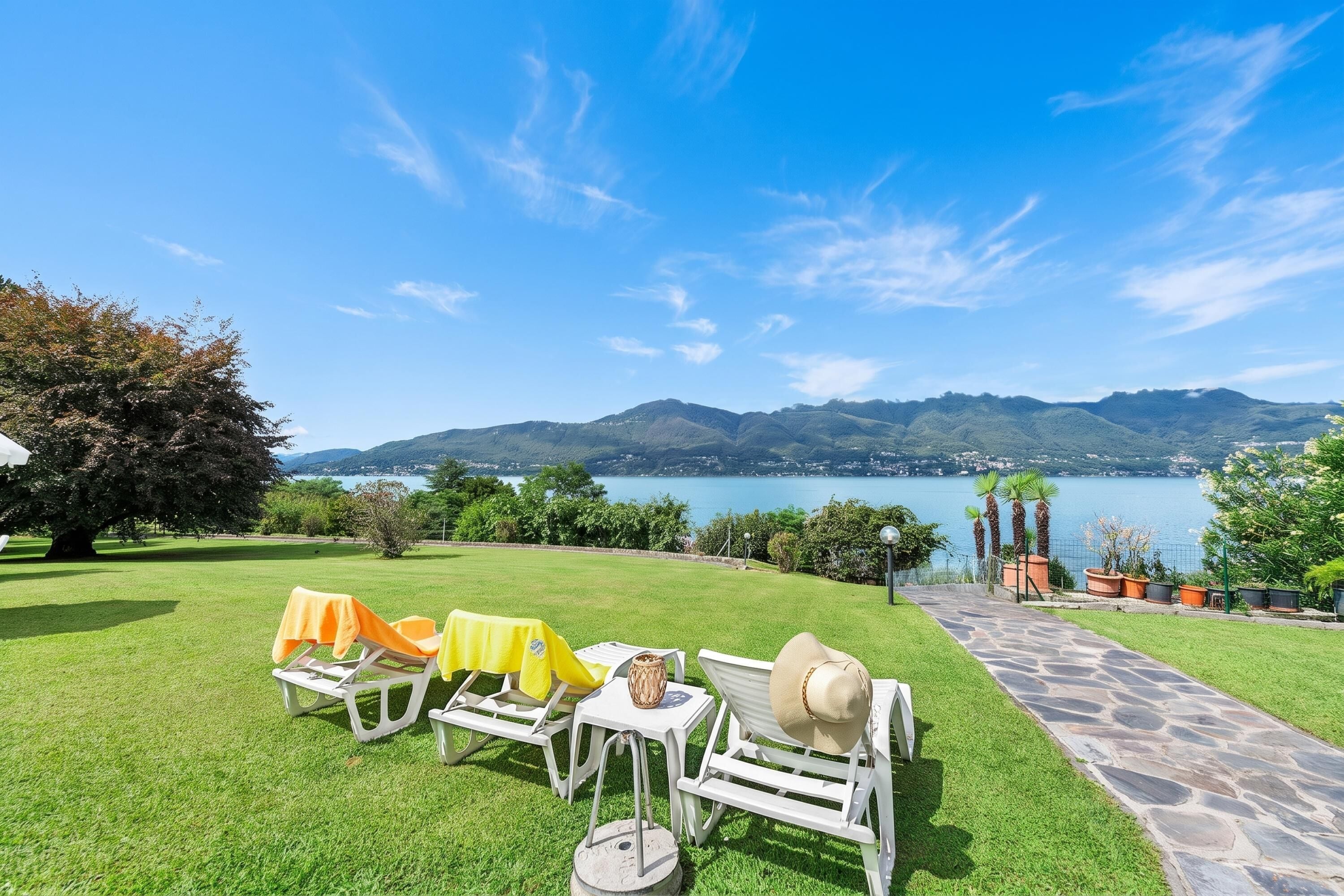 Family Apartment, 2 Bedrooms, Microwave (Casa Malpensata: Lake View Garden) | Terrace/patio