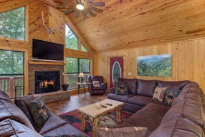 TV, peis og fotballspill