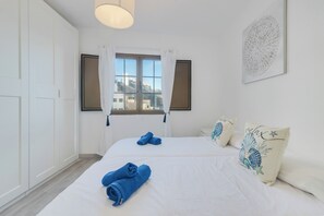 1 chambre, fer et planche Ă repasser, Wi-Fi, literie fournie