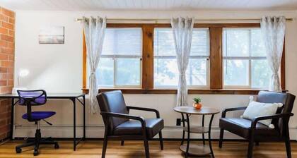 Naples Village Retreat - Heart of the Lakes Region