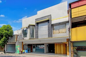 مدخل المنشأة