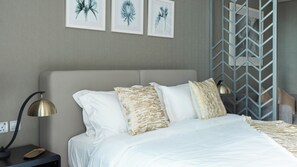 1 bedroom, in-room safe, desk, iron/ironing board