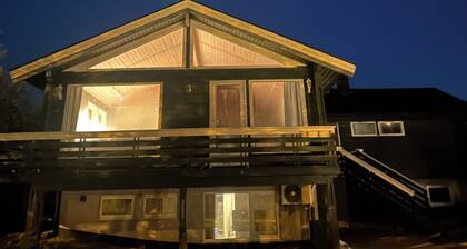 Kaldfjord Aurora Apartments New. Parking. Nice neighborhood close to mountain