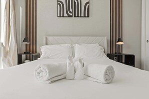 1 bedroom, bed sheets - Posh 1BR Urban Escape in Philly Comfort for 4 (Philadelphia)