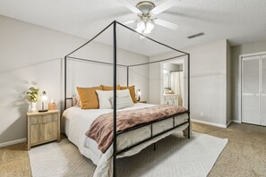 3 Schlafzimmer, kostenloses WLAN, Bettwäsche, Rollstuhlgeeignet