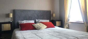 LE CLOS D'ETRETAT / MONET room